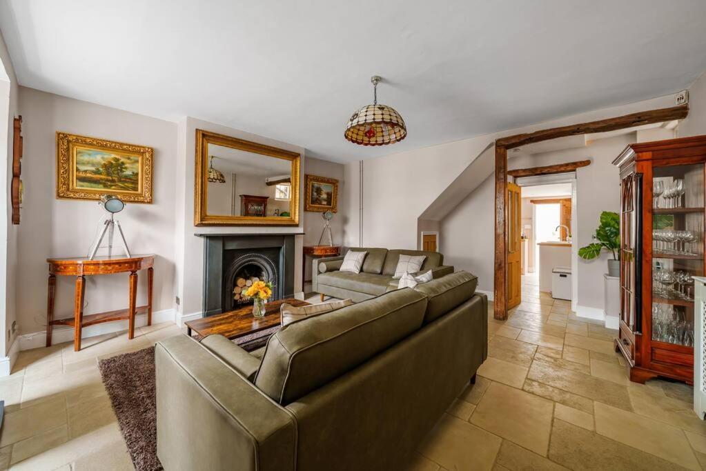 Fox Cottage, Within 5 Min Walk Of Bicester Village מראה חיצוני תמונה